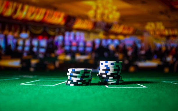Live roulette studio with croupier and real wheel sartoto Wild Fireworks live roulette table with croupier and multiple betting positions