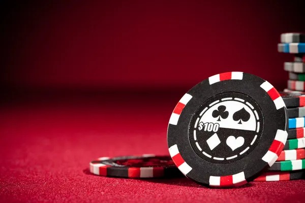 Blackjack on sartoto mobile app during evening play sartoto Wild Fireworks blackjack table on mobile phone screen with dealer and live feed